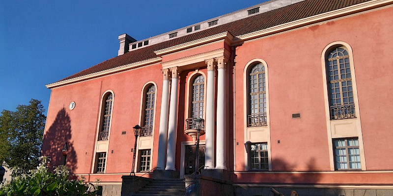 Esteetön kulku jälleen käytössä Vartiolinnassa